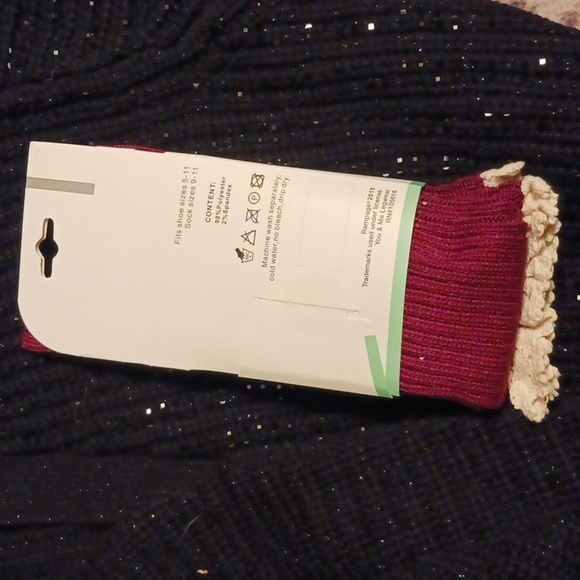 RAMPAGE 1 PAIR WOMEN'S OVER THE KNEE SOCKS WITH LACE TRIM - Picture 2 of 6